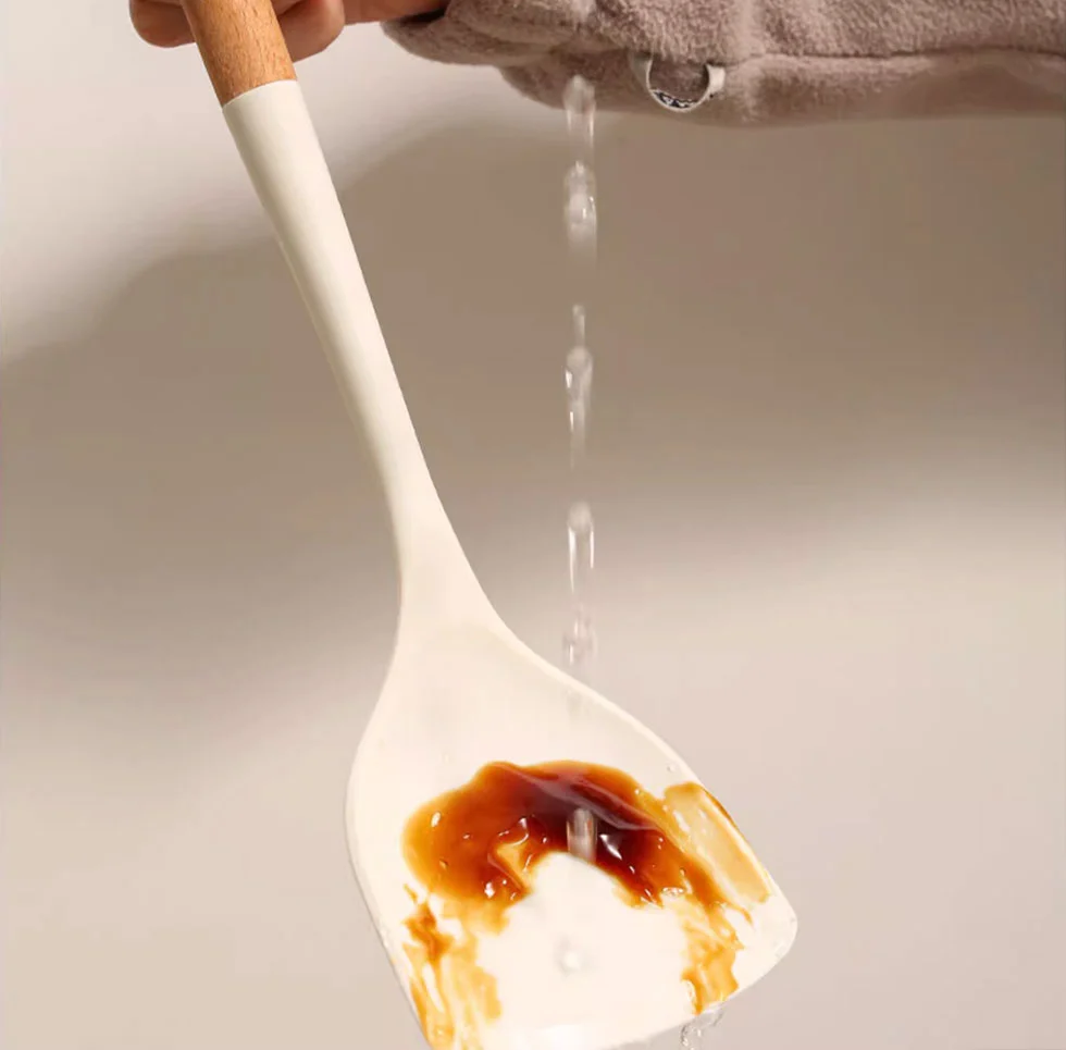 Ergonomic Silicone kitchen Utensil Kit With Wooden Handle